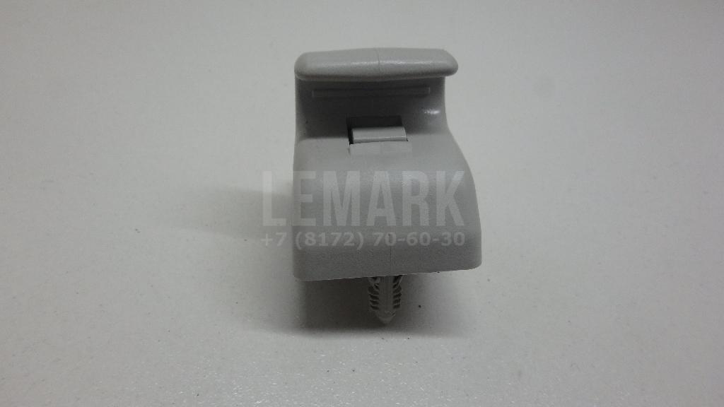 Крючок солнцезащитного козырька 8204121XKR02A Great Wall