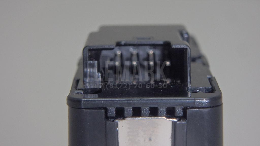 Кнопка открывания багажника для  BMW 1-serie E82/E88 2007-2013