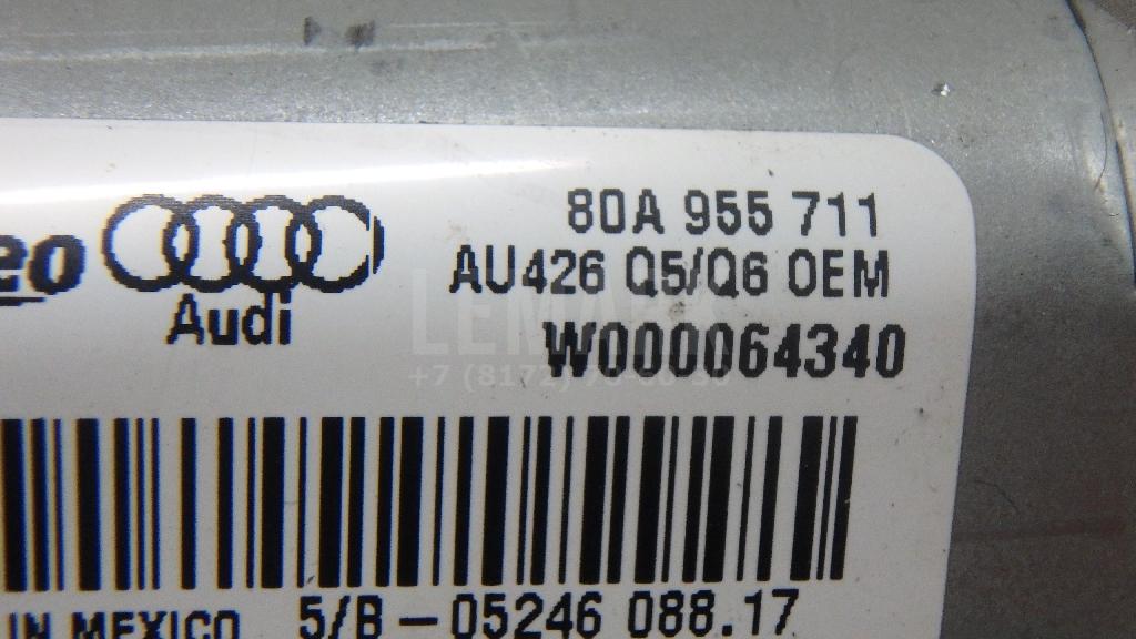 Моторчик стеклоочистителя задний для  Audi