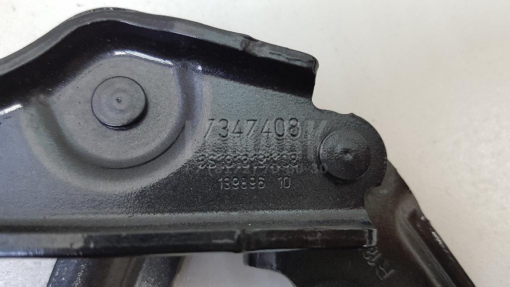 Петля капота правая для  BMW 1-serie E82/E88 2007-2013