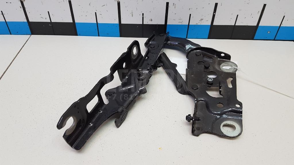 Петля капота правая для  BMW 1-serie E82/E88 2007-2013