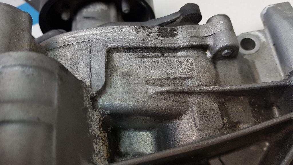 Насос водяной (помпа) для  Audi V8 1988-1994