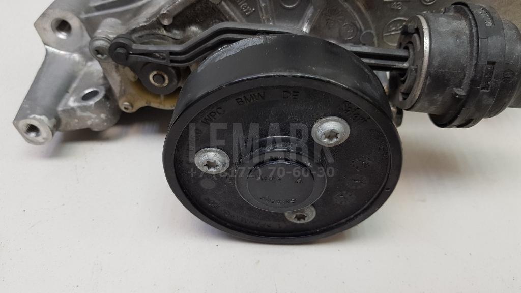 Насос водяной (помпа) для  Audi V8 1988-1994