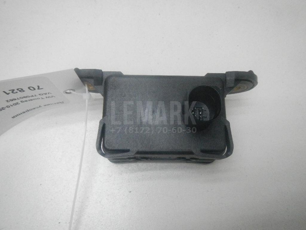 Датчик ускорения 7P0907652 VAG