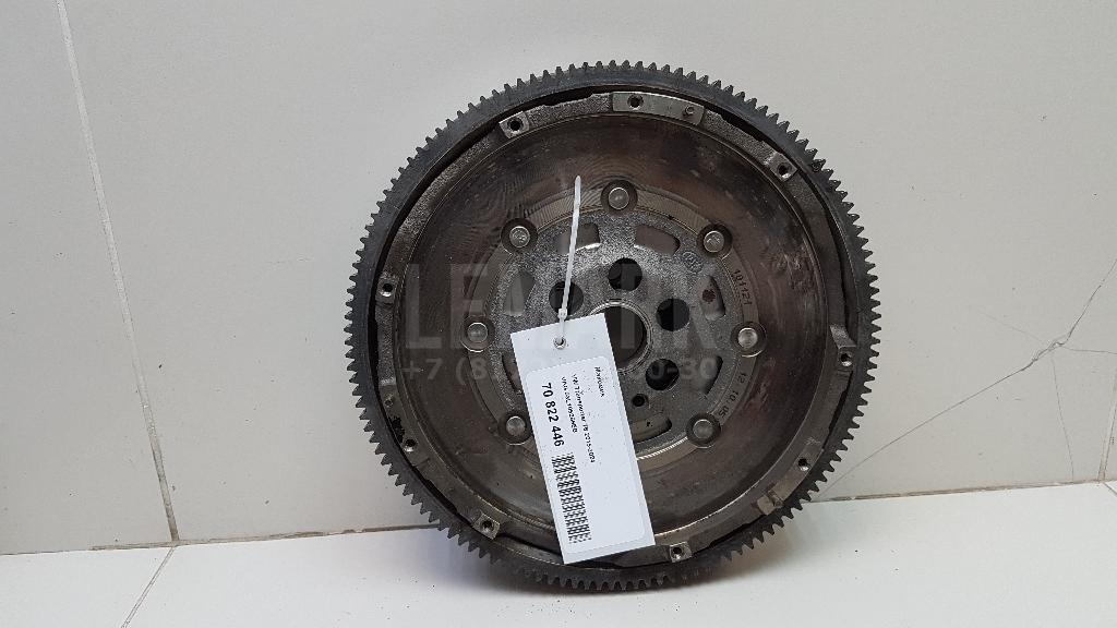 Маховик 03L105266EB VAG
