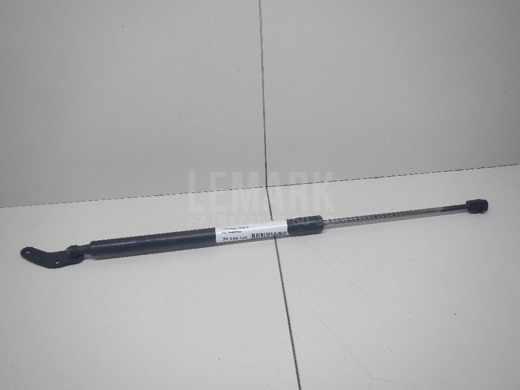 Амортизатор двери багажника 7P6827550A VAG