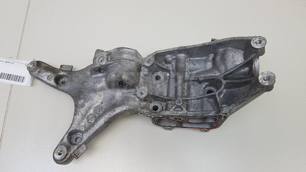 Кронштейн масляного фильтра 06L903143D VAG
