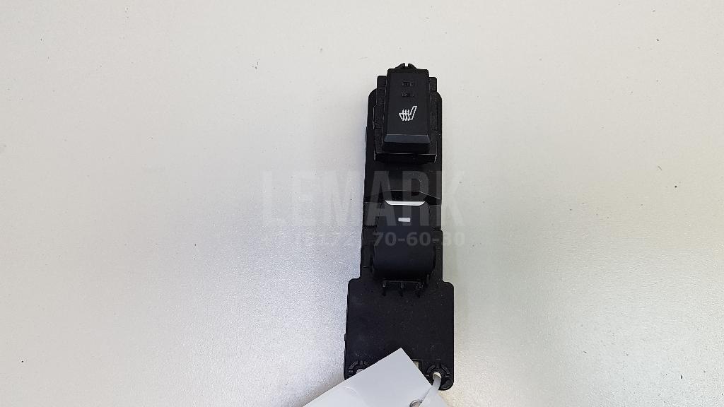 Кнопка стеклоподъемника 93580D30004XX Hyundai-Kia