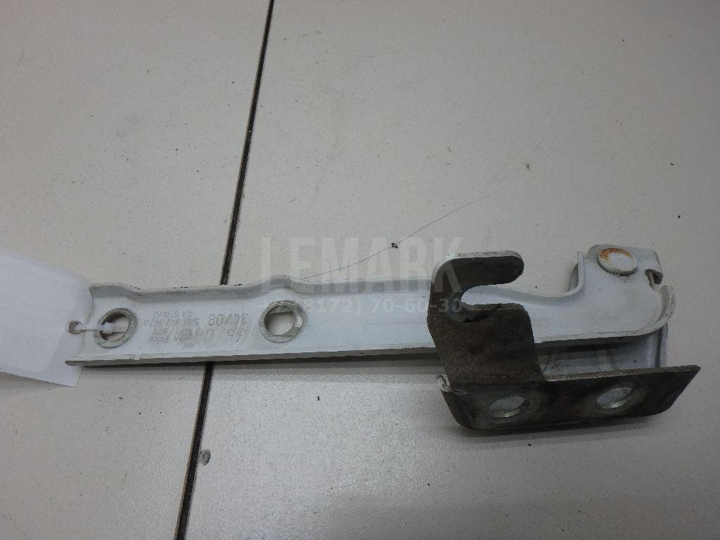 Петля капота правая 5N0823302A VAG