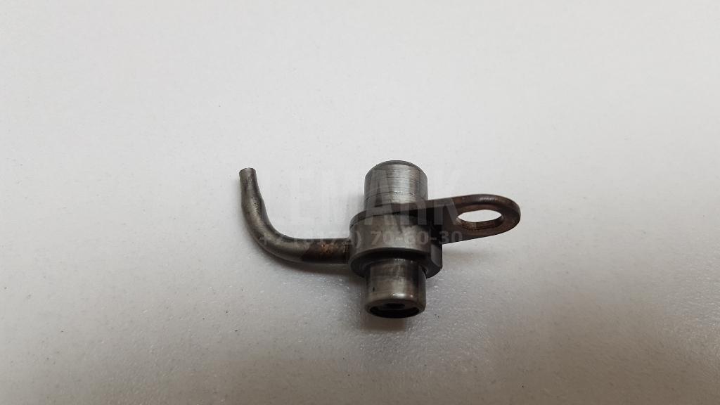 Форсунка масляная LR001298 Land Rover
