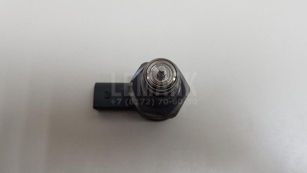 Регулятор давления топлива 057130764AE VAG