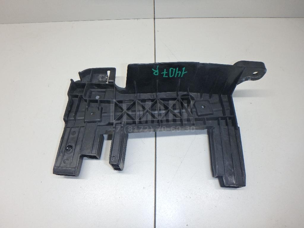Кронштейн решетки радиатора правый 5509103XST13A Great Wall