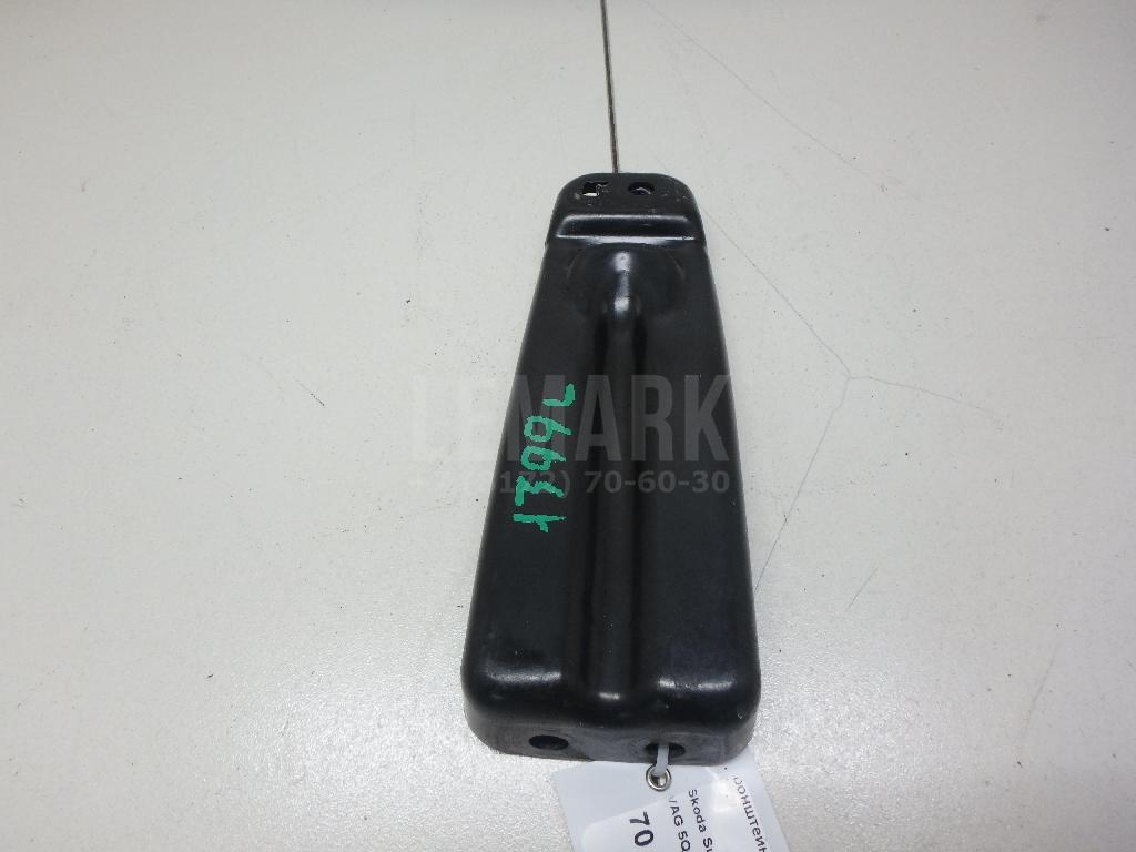 Кронштейн защиты картера 5Q0825921 VAG