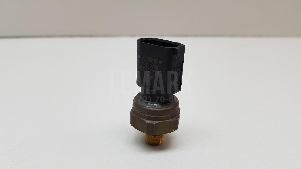Датчик давления топлива 06E906051K VAG