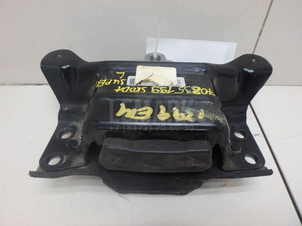 Опора КПП левая 5Q0199555BJ VAG