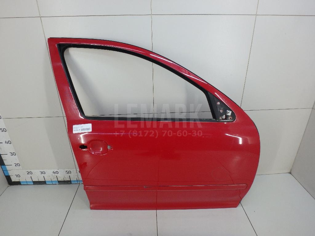 Дверь передняя правая 1Z0831056 VAG