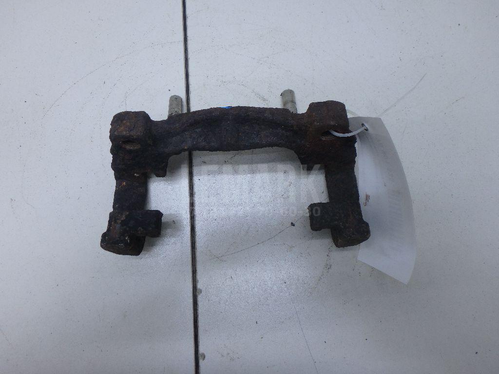 Скоба суппорта переднего LR000567 Land Rover