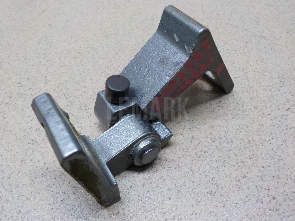 Петля двери для  Audi A4 [B8] 2007-2015