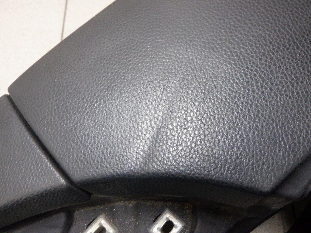 Подлокотник для  BMW X1 U11 2022