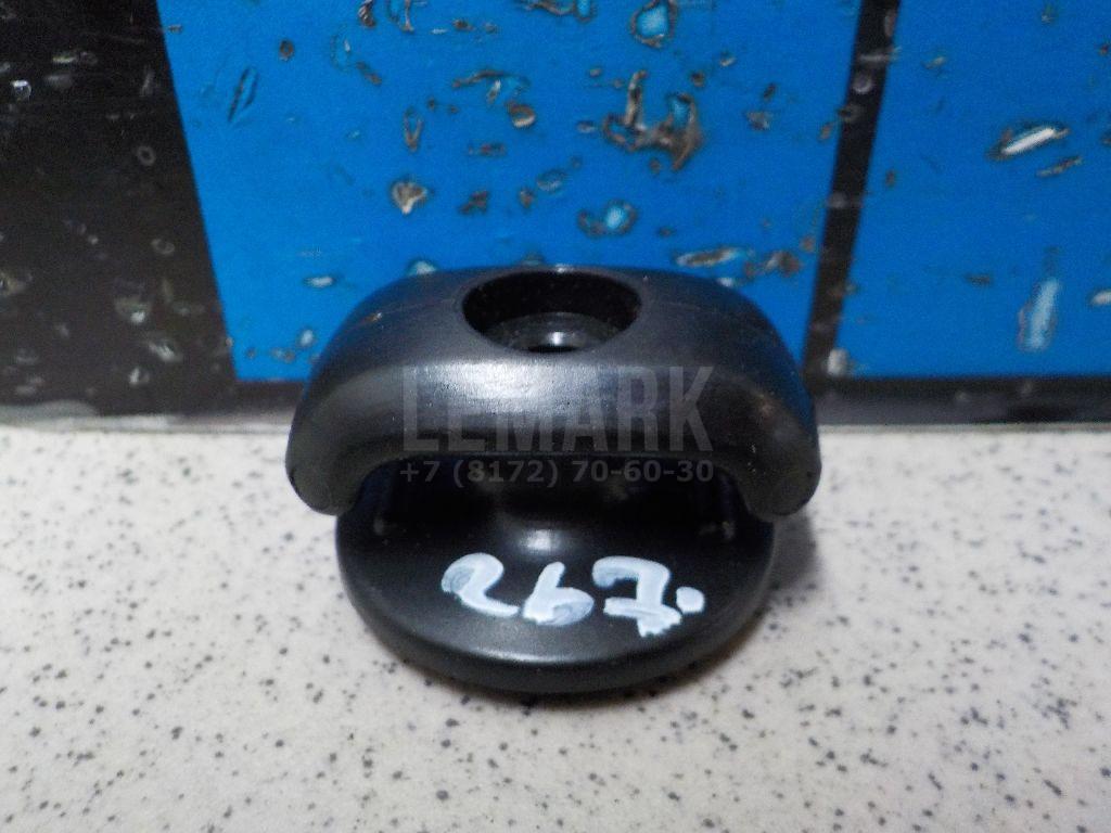 Крепеж 5J6868280 VAG