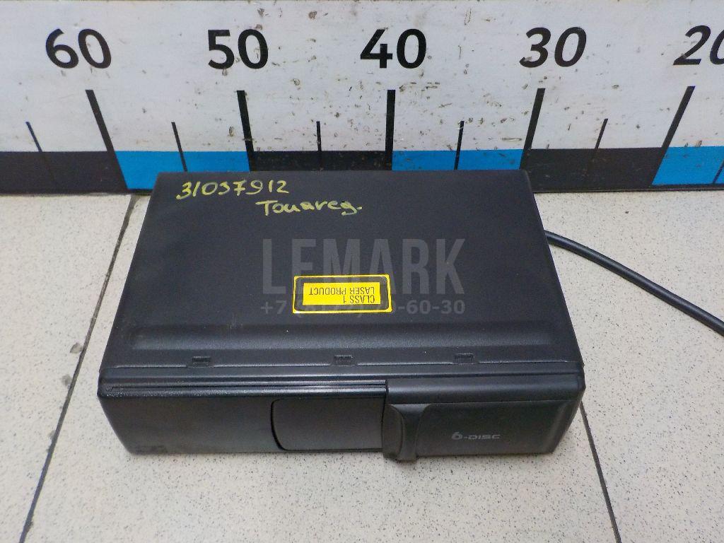 Чейнджер компакт дисков 1J6035111 VAG