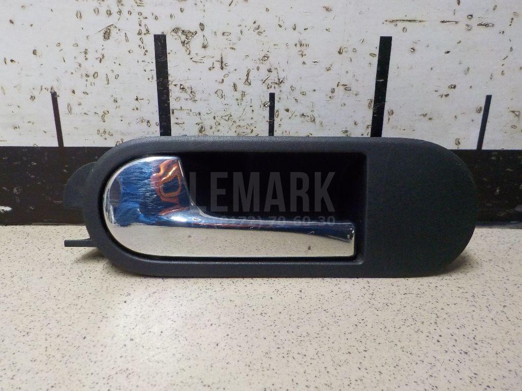 Ручка двери внутренняя левая 5M0837113UAZ VAG