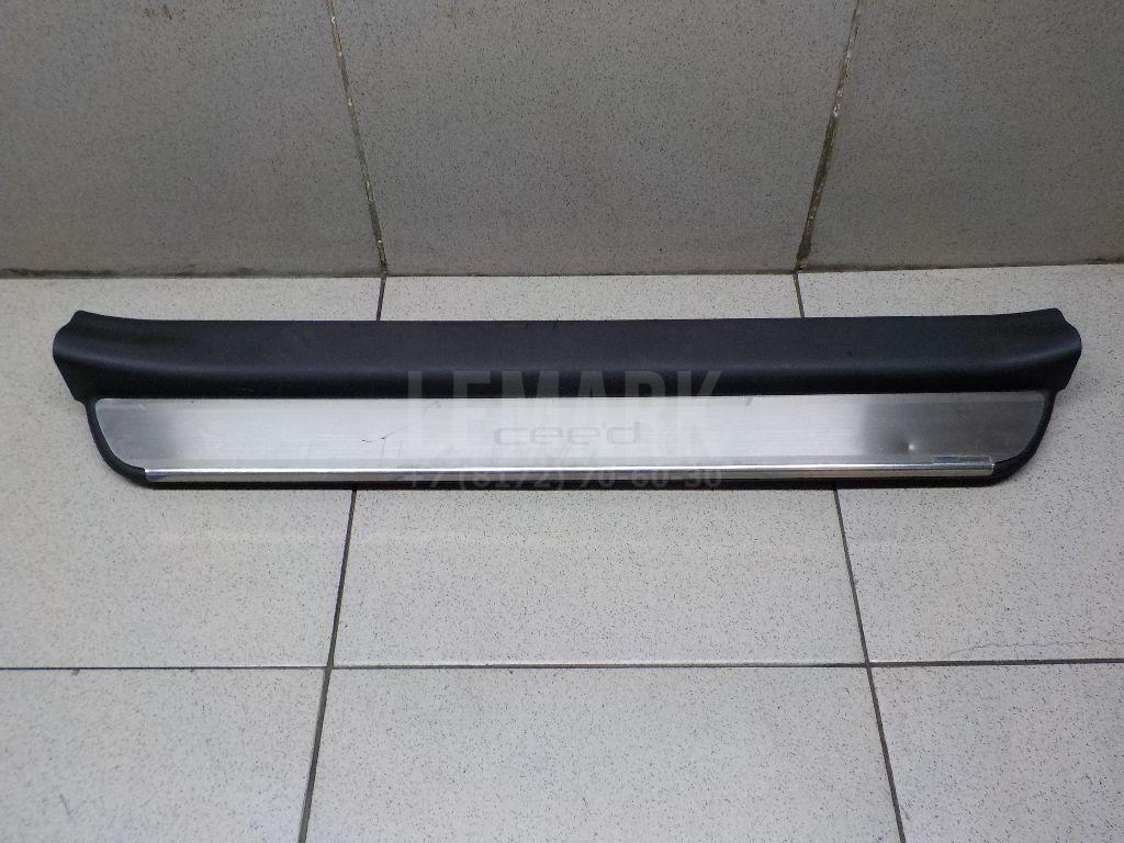 Накладка порога (внутренняя) 858721H000EQ Hyundai-Kia