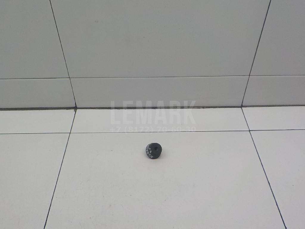 Отбойник капота