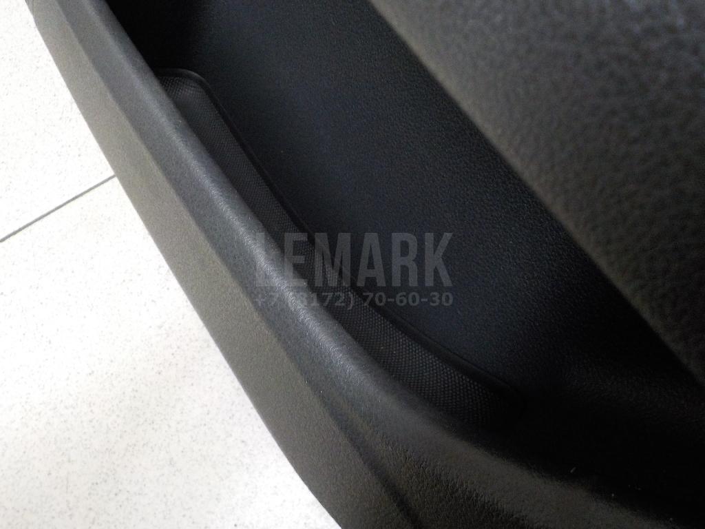Обшивка двери задней правой для  BMW 5-serie F10/F11 2009-2016