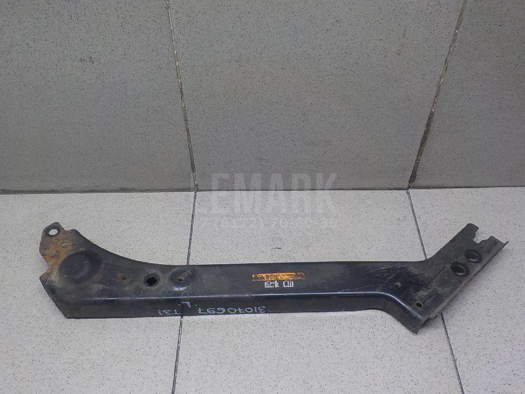 Элемент передней панели 62513JG00A Nissan