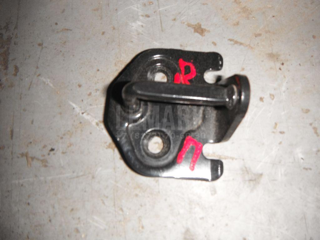 Ответная часть замка двери 1356179 Ford