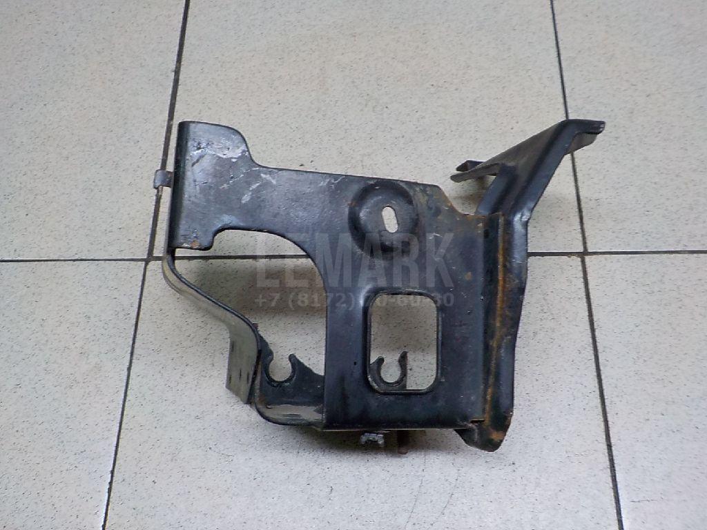 Кронштейн блока ABS (насос) для  Audi V8 1988-1994