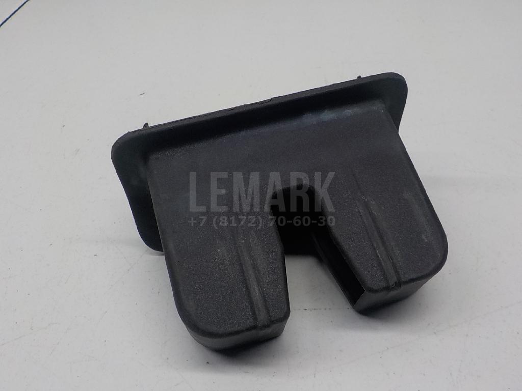 Кожух замка багажника для  Audi Q3 (8U) 2012-2018