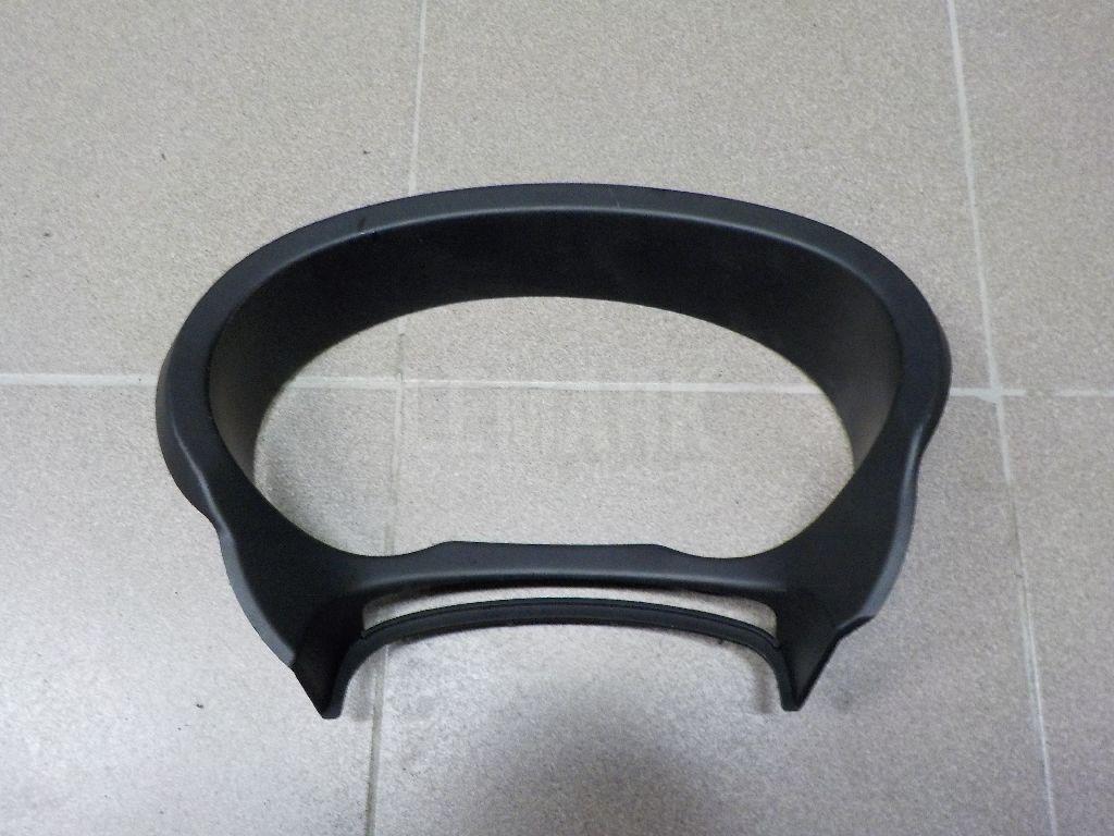 Накладка (кузов внутри) 68240JG41A Nissan