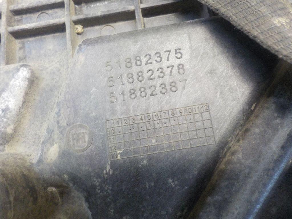 Крепление АКБ (корпус/подставка) для  Ford Fiesta 2001-2008