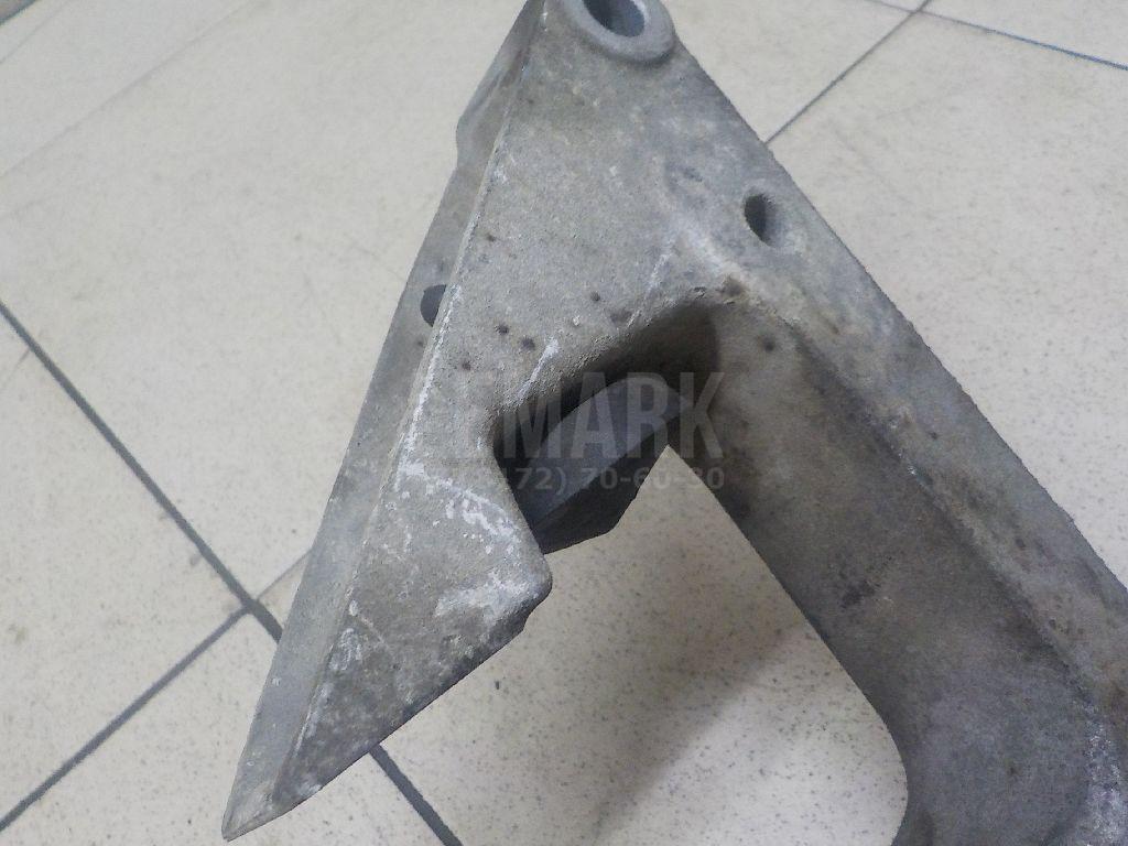 Кронштейн КПП для  BMW 1-serie E87/E81 2004-2011