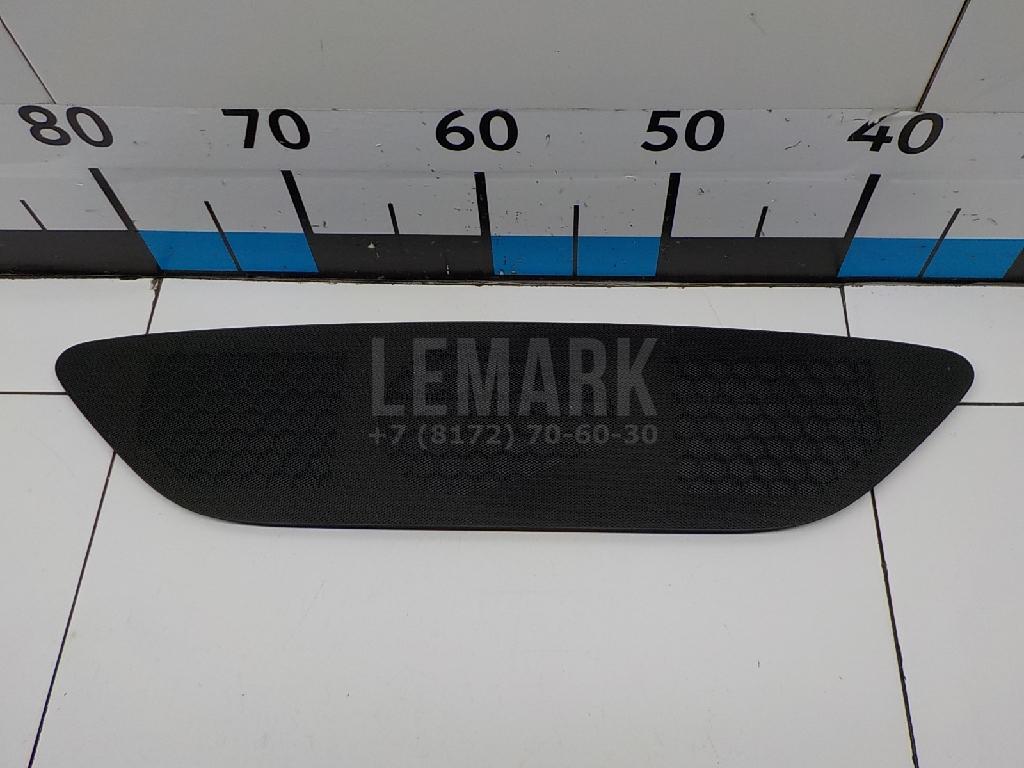 Решетка динамика 7P681915381U VAG