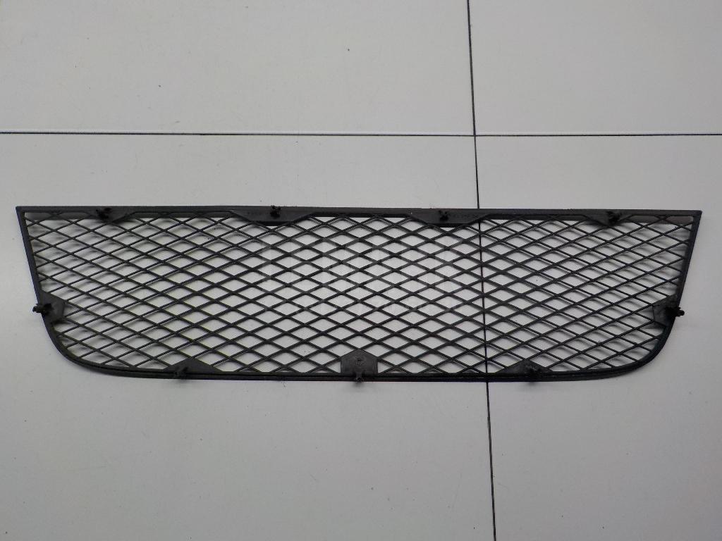 Решетка в бампер центральная для  Fiat Doblo 2005-2015