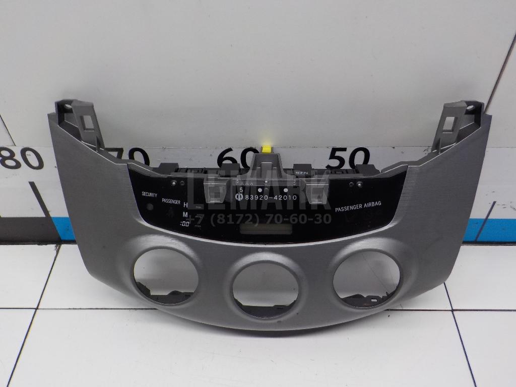 Часы 8392042010B0 Toyota