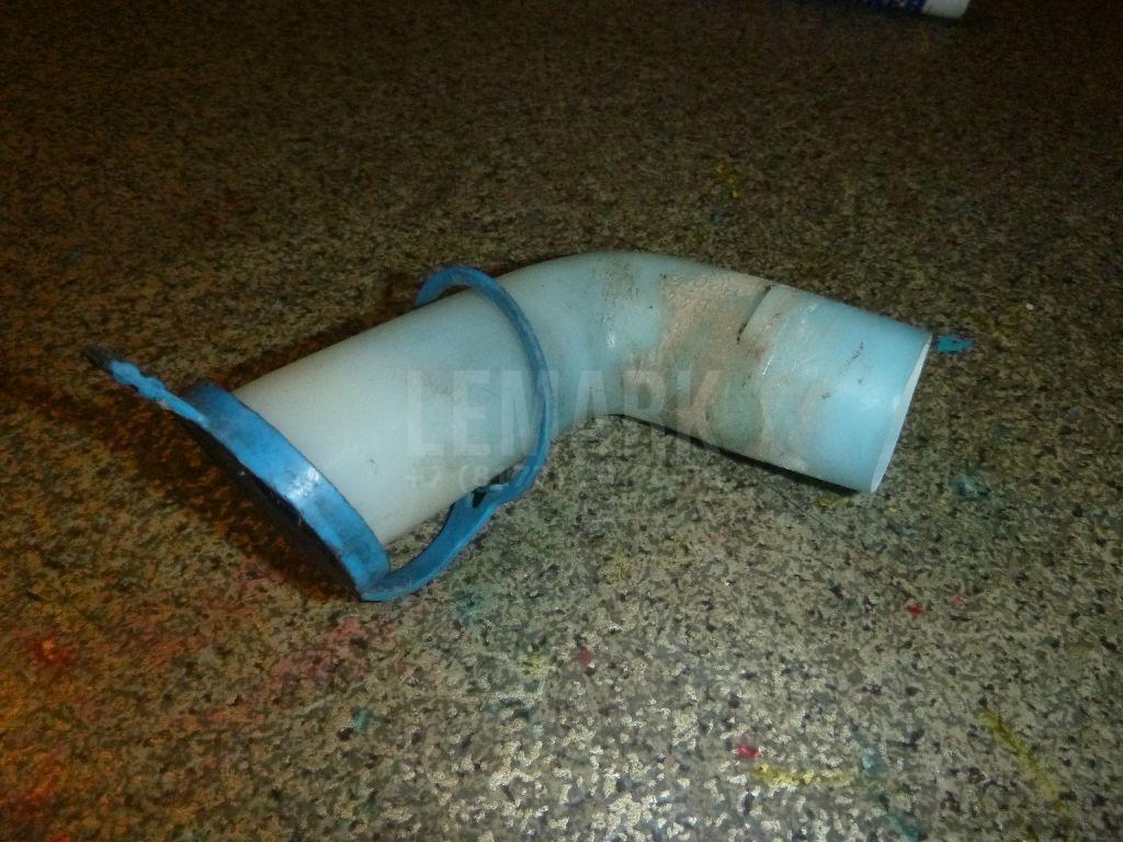 Горловина бачка омывателя для  BMW 5-serie E60/E61 2003-2009