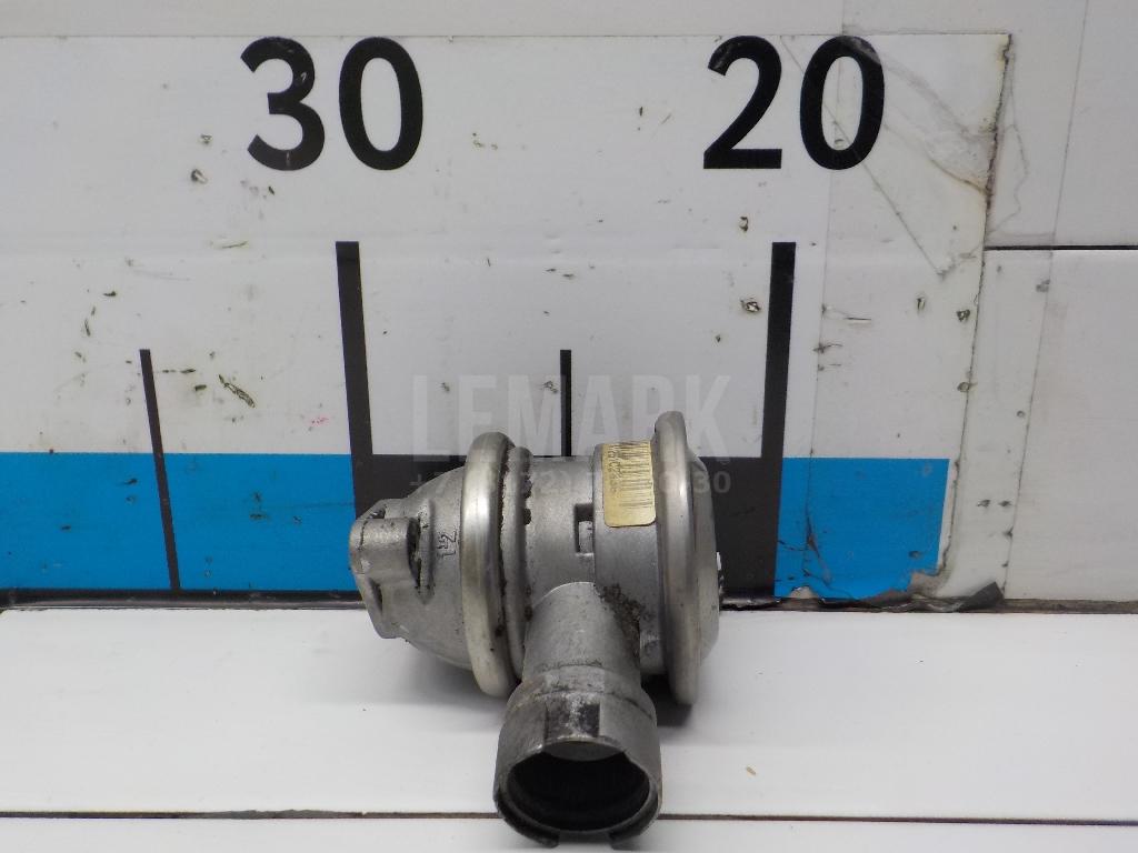 Клапан рециркуляции выхлопных газов 06A131351 VAG