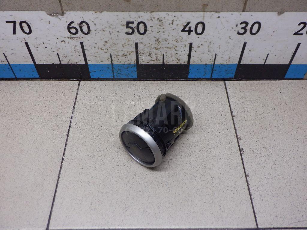 Дефлектор воздушный 68760JD10A Nissan