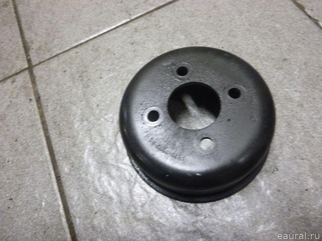 Шкив водяного насоса (помпы)