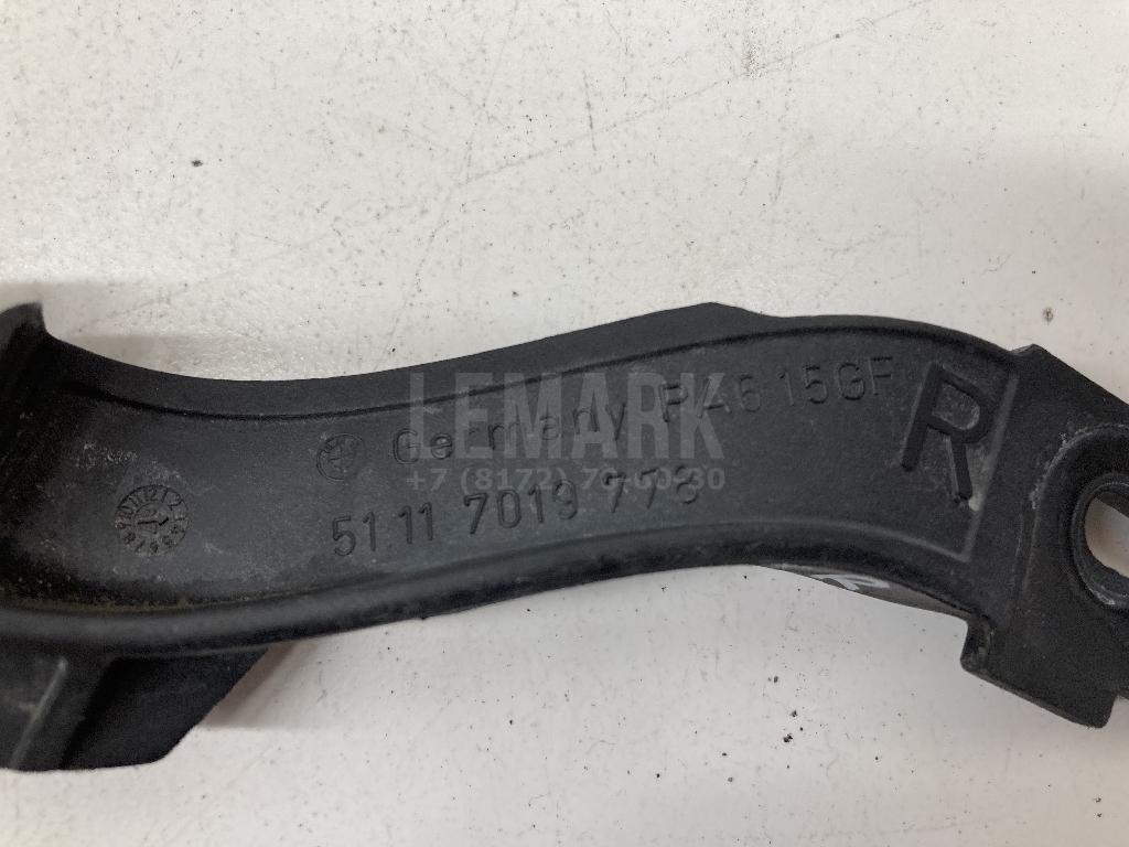 Кронштейн крепления фары для  BMW 3-serie F30/F31/F80 2011-2020