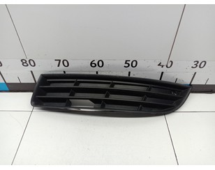 Решетка в бампер левая для VW Passat [B6] 2005-2010 с разборки состояние удовлетворительное