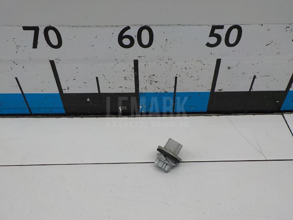 Патрон лампы 8151542050 Toyota