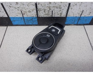 Кнопка фиксатора стояночного тормоза для Hyundai i40 2011-2019 с разборки состояние отличное