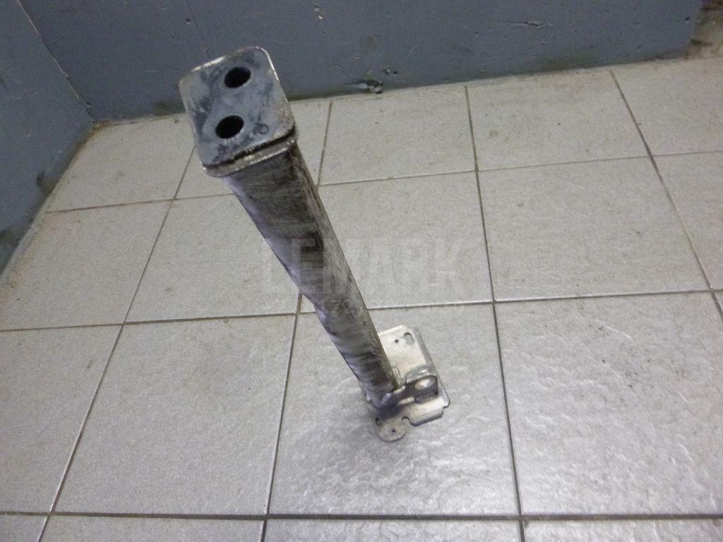 Кронштейн передней балки для  Ford Escape EUR 2007-2009