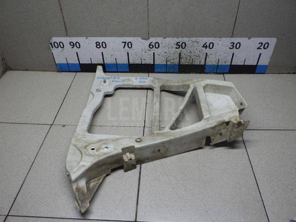 Кронштейн заднего бампера правый 1549585 Ford