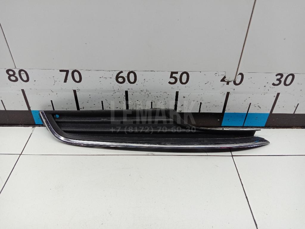 Решетка в бампер правая 5G0854662RYP VAG
